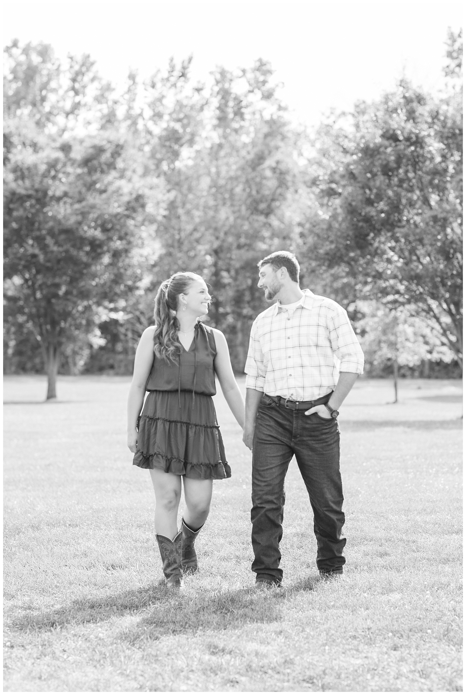 couple holding hands at Gibsonburg engagement session