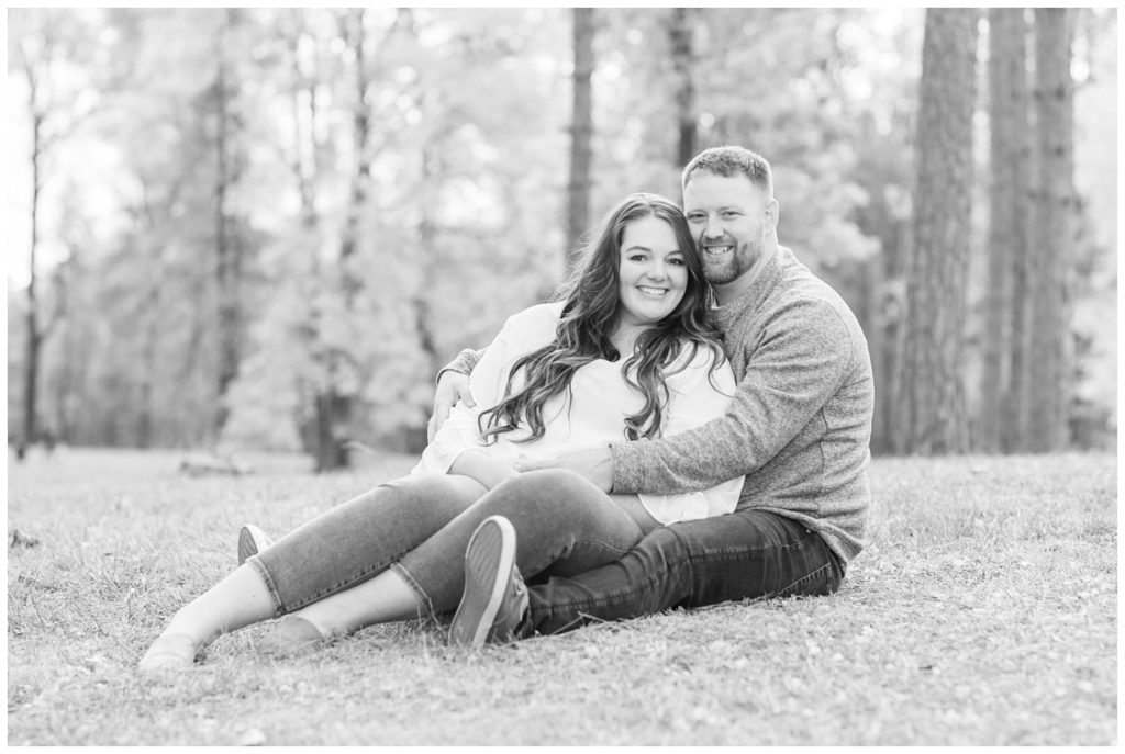 fall engagement session at Norwalk Reservoir in northwest Ohio