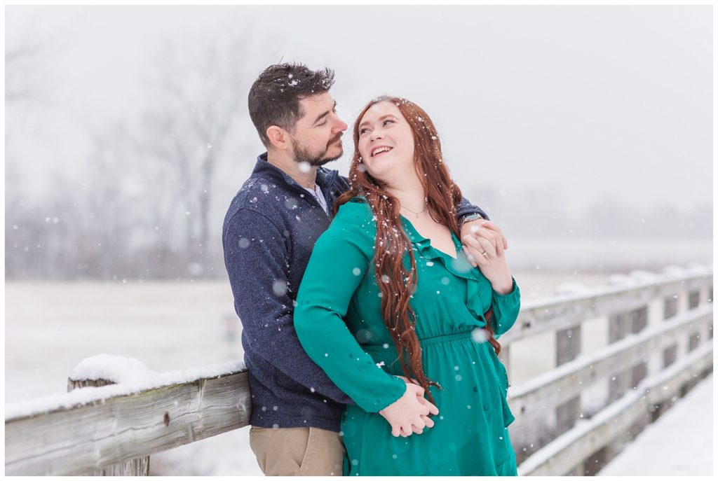 engagement session at the Norwalk Reservoir in Ohio