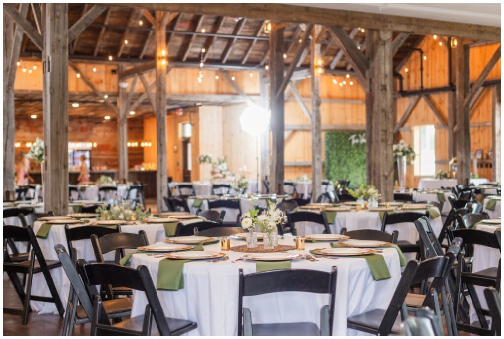 reception tables at the Village Barn wedding venue in Monroeville, Ohio