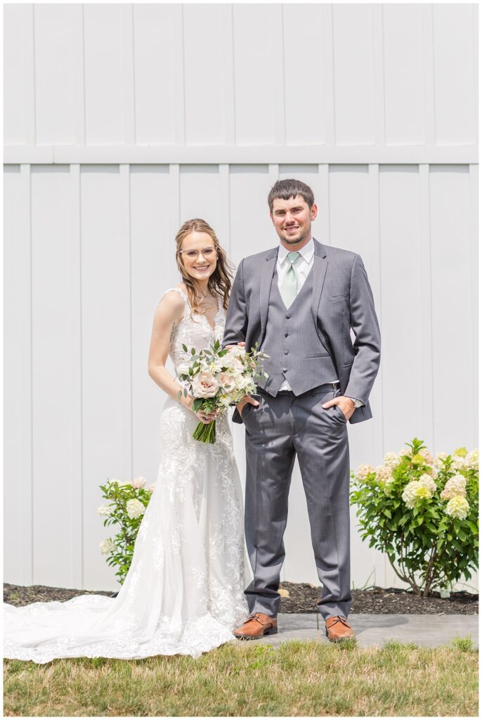 Tiffin, Ohio wedding photographer at Arlington Acres venue