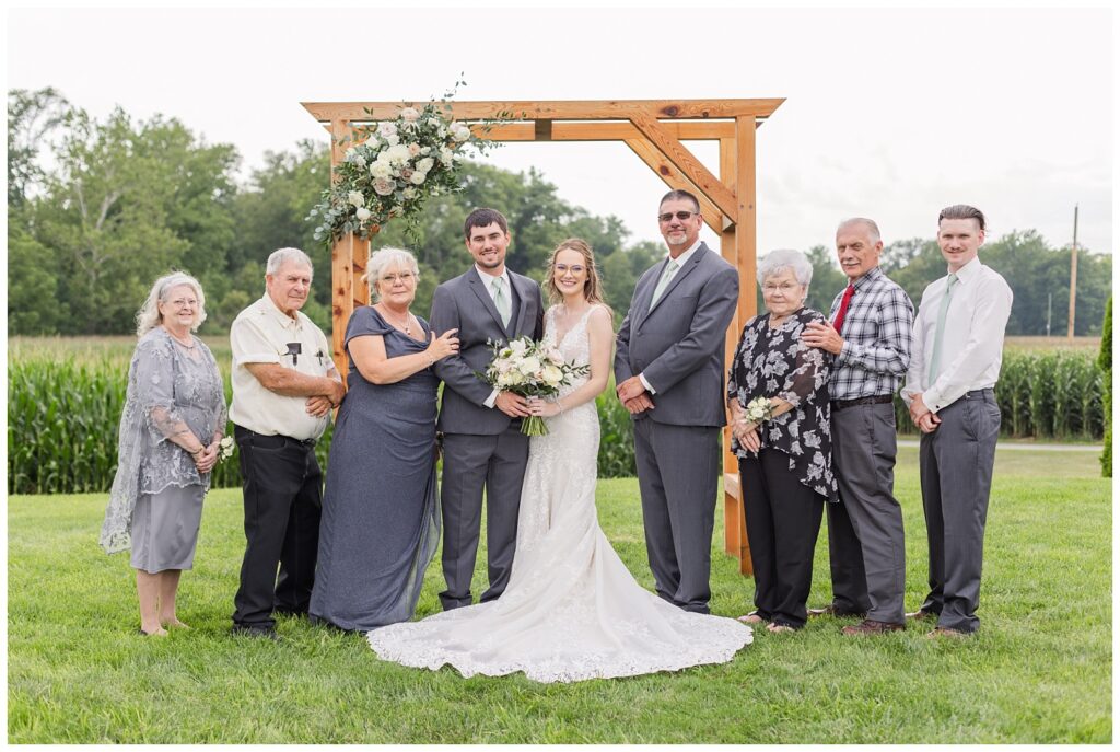 family formals at Tiffin, Ohio wedding venue