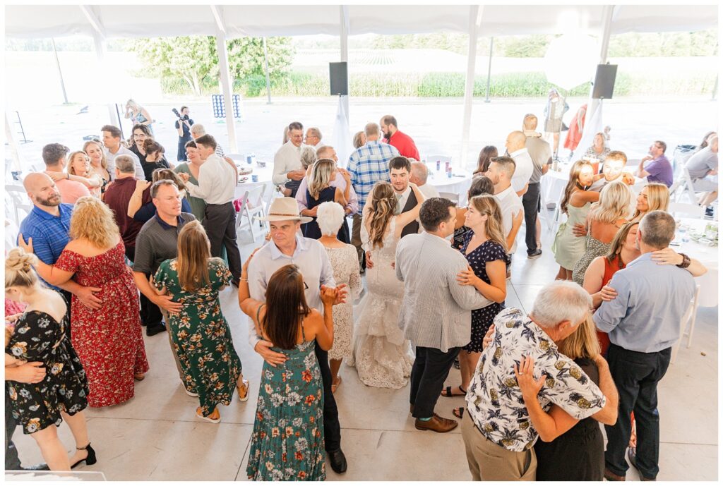 wide view of all guests dancing at wedding venue in Tiffin, Ohio
