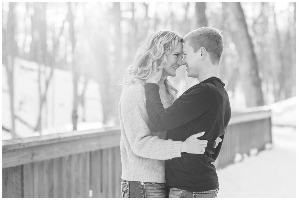 couple posing together in Lewis Center, Ohio at Highlands Metro Park