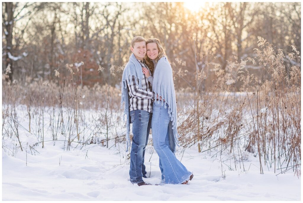 winter engagement session in the snow at Highlands Metro Park in Columbus, Ohio
