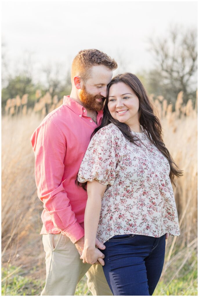 Ohio engagement photographer at Creek Bend Farm