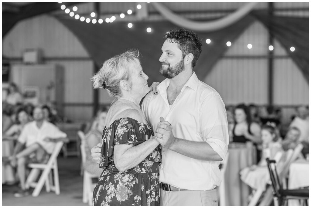 groom dancing with his mom at Risingsun, Ohio wedding reception