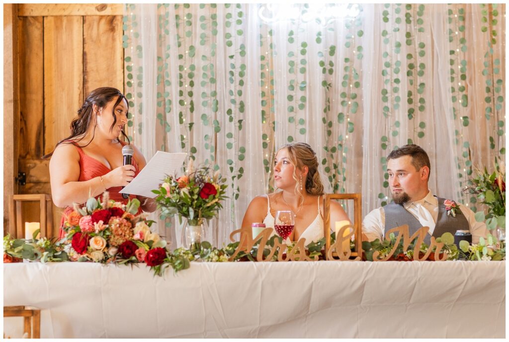 maid of honor giving the toast at a Norwalk, Ohio wedding reception