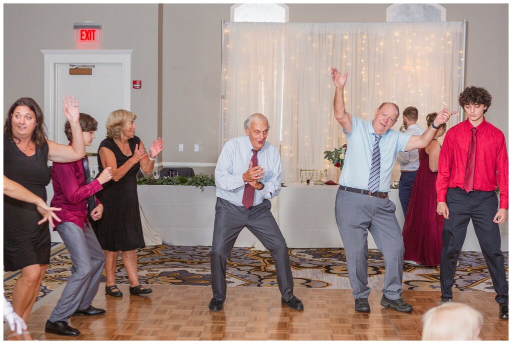 guests of the wedding dancing during a Findlay, Ohio reception