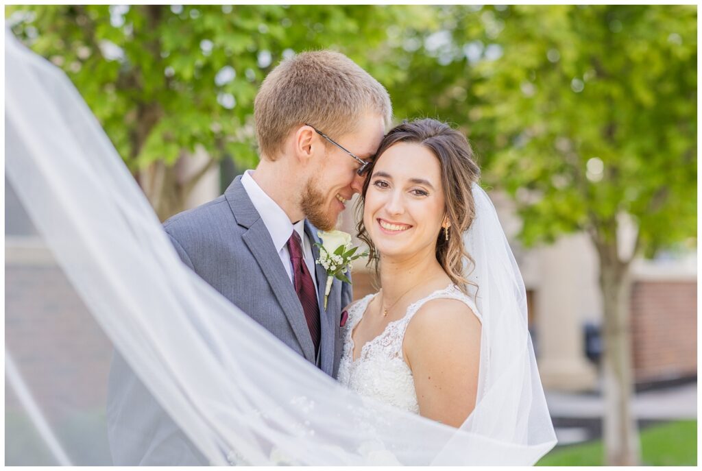 fall wedding at The Hancock Hotel in Findlay, Ohio