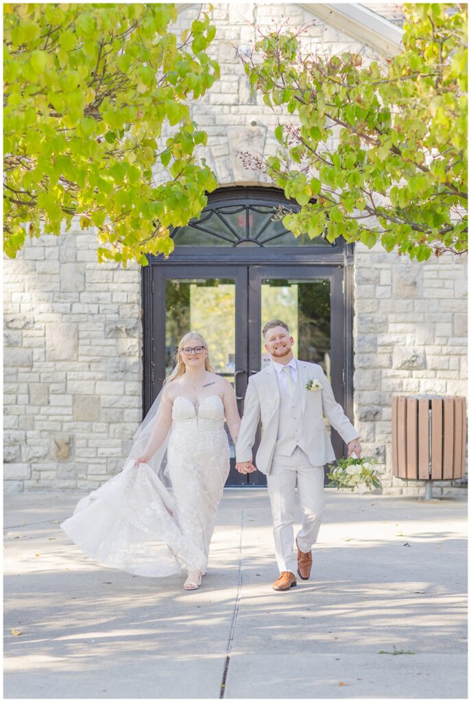 portraits in Bowling Green, Ohio wedding ceremony at Thompson Stone Hall