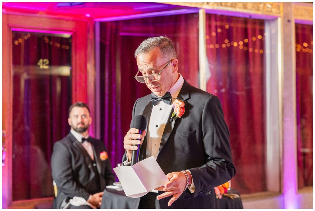 bride's dad giving his speech and toast at Cleveland Arcade wedding reception