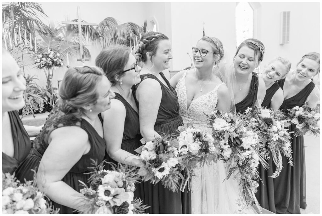 Monroeville, OH wedding photographer with the bride and bridesmaids 