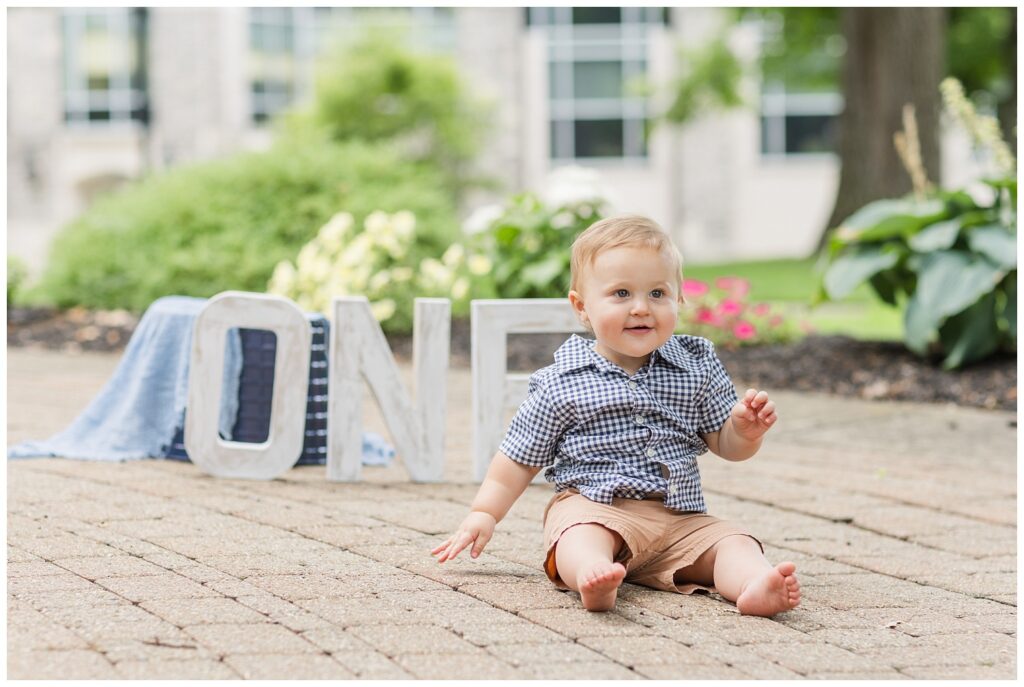 past wedding couple's family session with their one year old in Tiffin,, Ohio