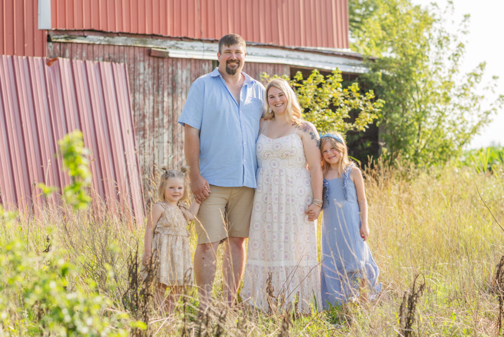 what to wear for your family session in Fremont, Ohio