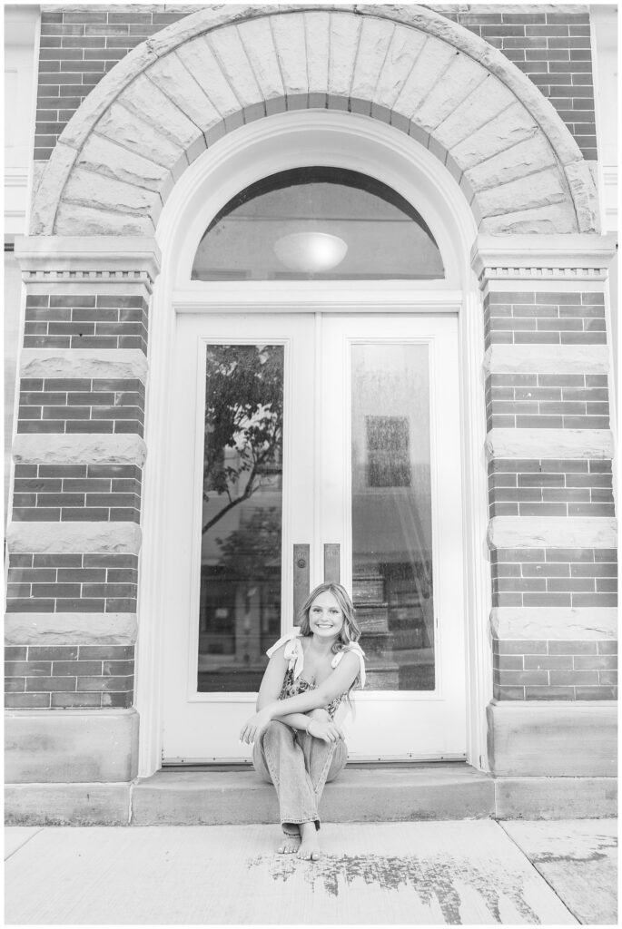 Fremont, Ohio senior session in the summer on the sidewalk